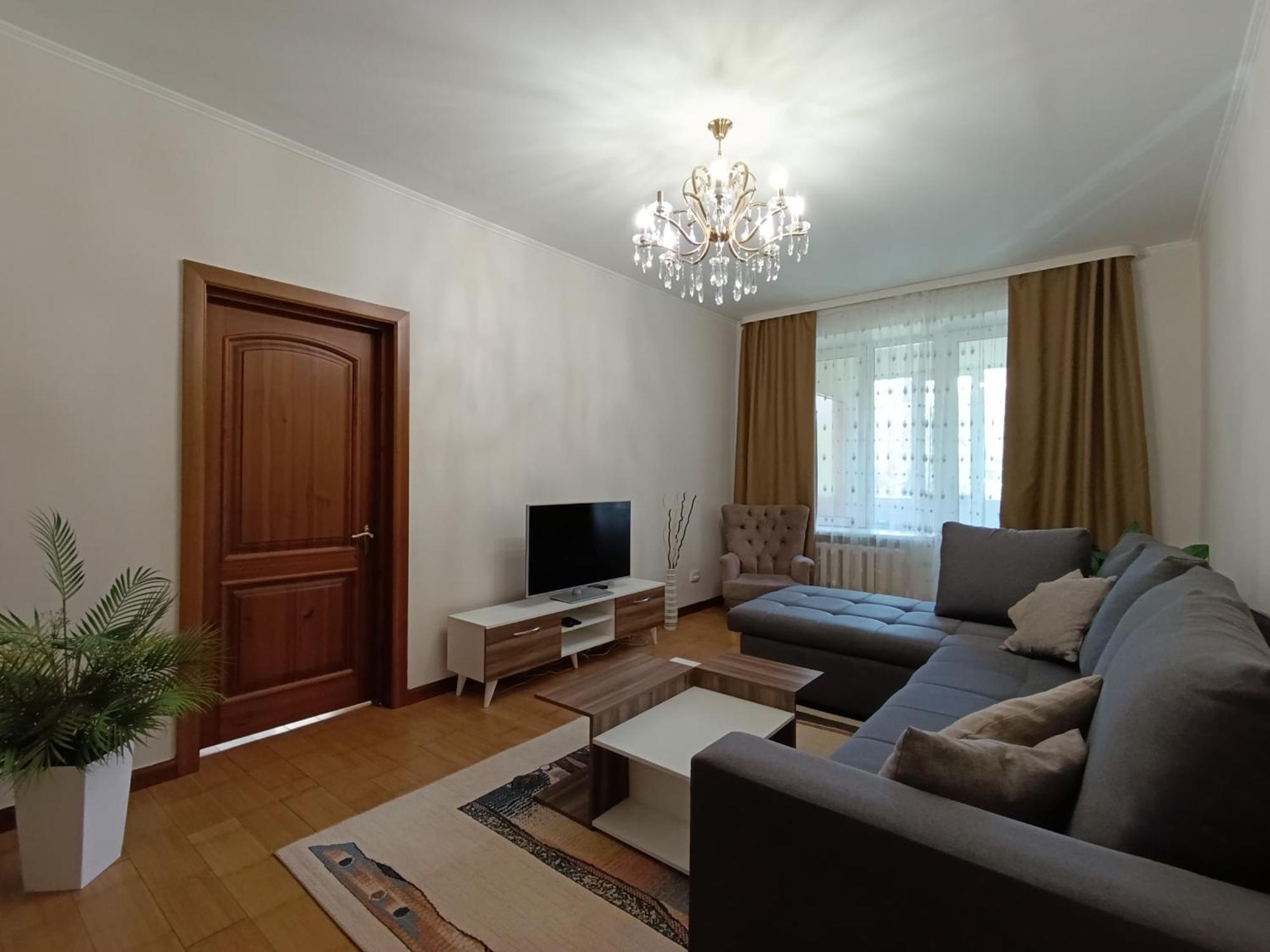 Aura On Tynystanova Street 199 Apartman Biskek Kültér fotó